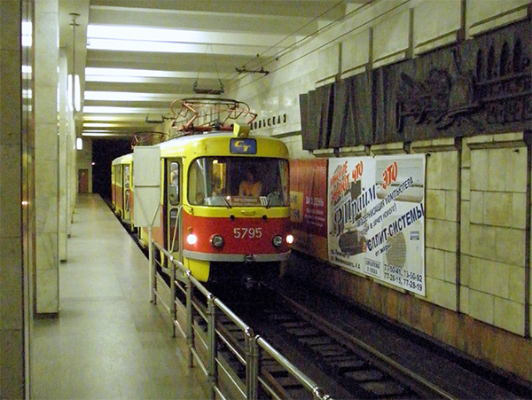 В Волгограде пассажиры застряли в тоннелях подземки