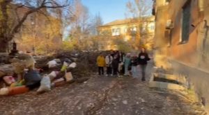 Жители Волгограда просят Бастрыкина помочь с аварийным домом