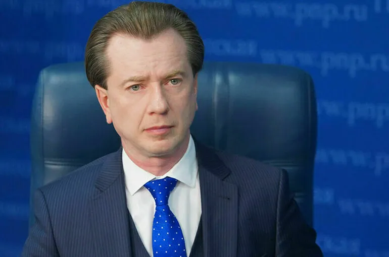 Депутат Бурматов потребовал жёсткого расследования нападения на конный клуб