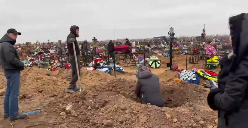 Кладбищенская война: в Волжском незаконно «торгуют» местами под могилы