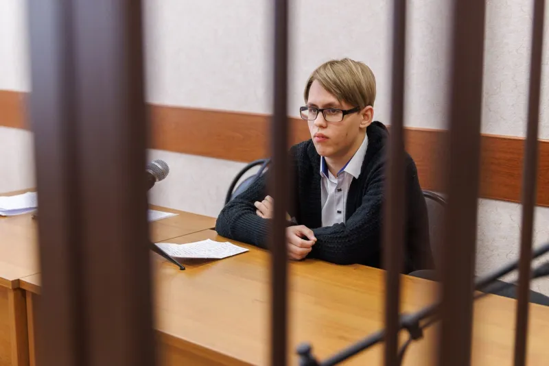 Осужденный за подготовку атаки на школу волгоградец получил убежище в Армении
