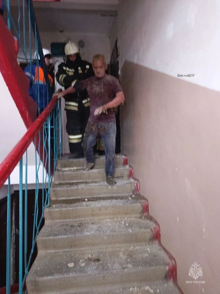 Обрушение дома в Петровом Вале: эвакуированы 48 человек, спасён один пострадавший