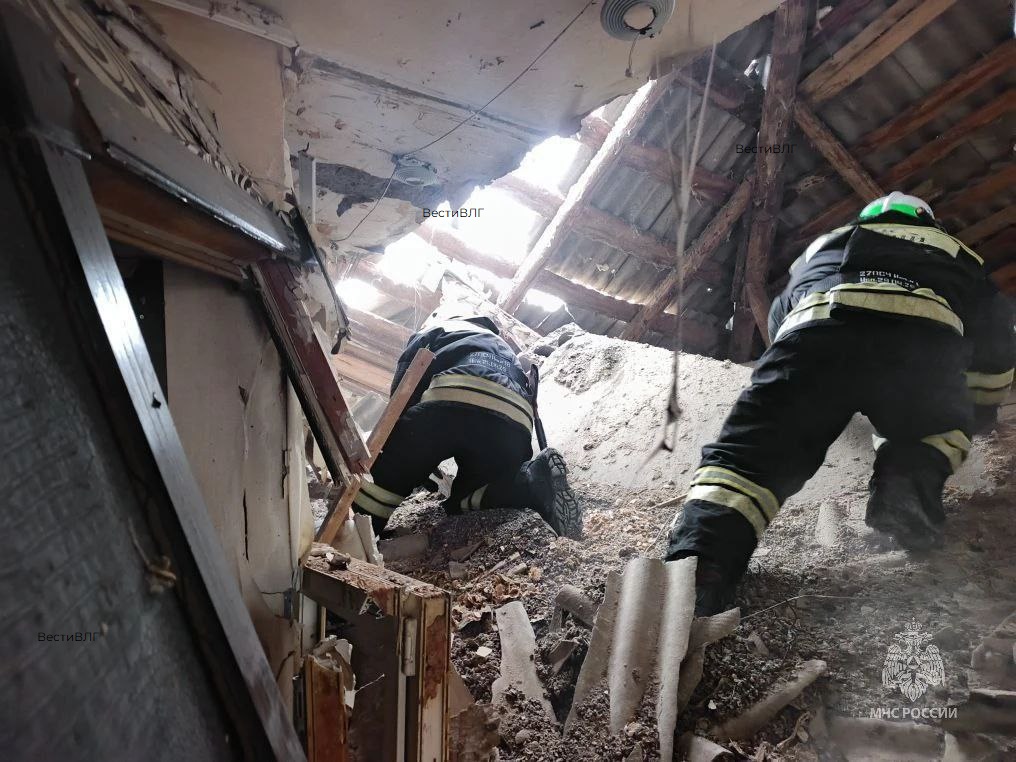 Спасение в Петровом Вале: под завалами нашли бабушку и ребёнка, прокуратура начала проверку