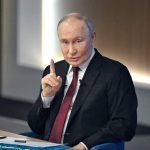 Путин пообещал решить проблему мобильной связи при угрозе атак БПЛА