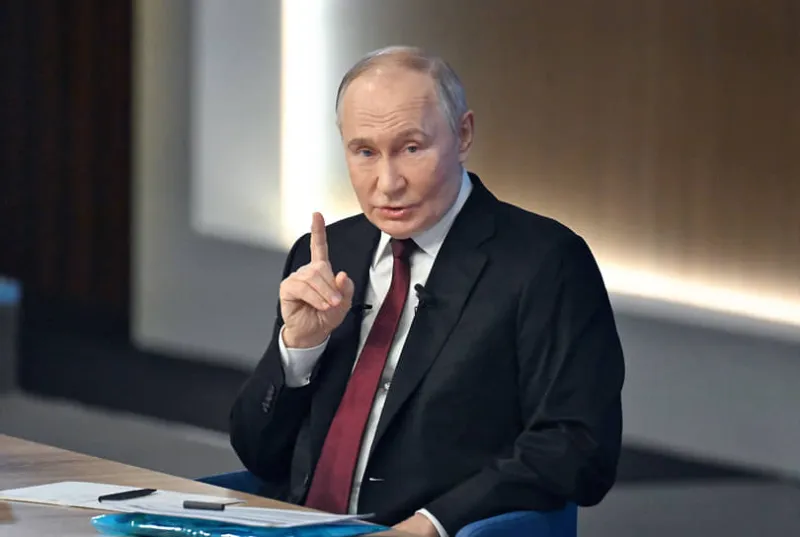 Путин пообещал решить проблему мобильной связи при угрозе атак БПЛА