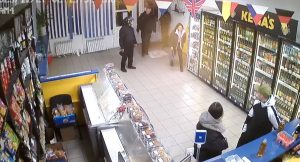 В Волгограде охранника заподозрили в сломанном носе посетительницы пивного магазина