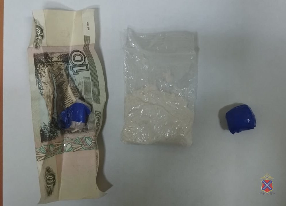 В Волгограде задержан мужчина с крупной партией синтетических наркотиков
