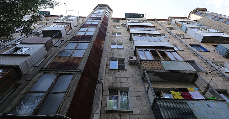 Стоимость квадратного метра на вторичном рынке Волгоградской области превысила 100 тысяч рублей