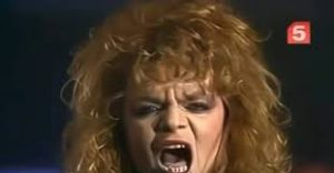 Дело дошло до приставов: Долину принудительно выселяют из элитной квартиры