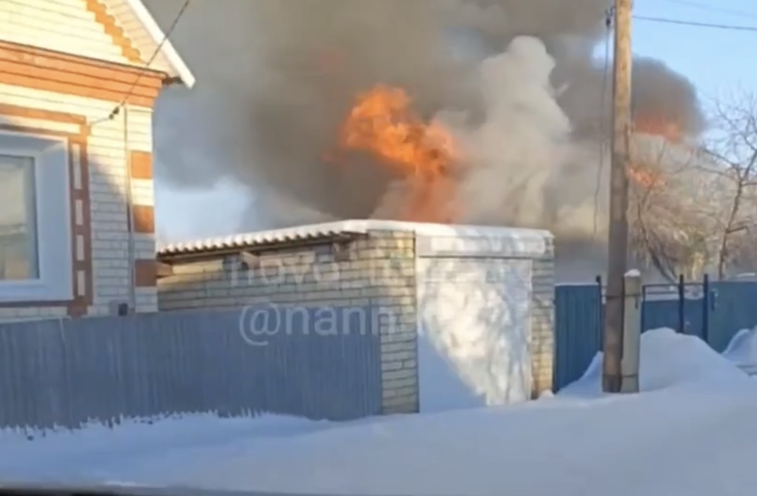 Два человека погибли при пожаре в Новоаннинском районе Волгоградской области