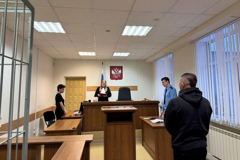 В Волгограде предпринимателя арестовали по делу о коммерческом подкупе на 400 тысяч рублей