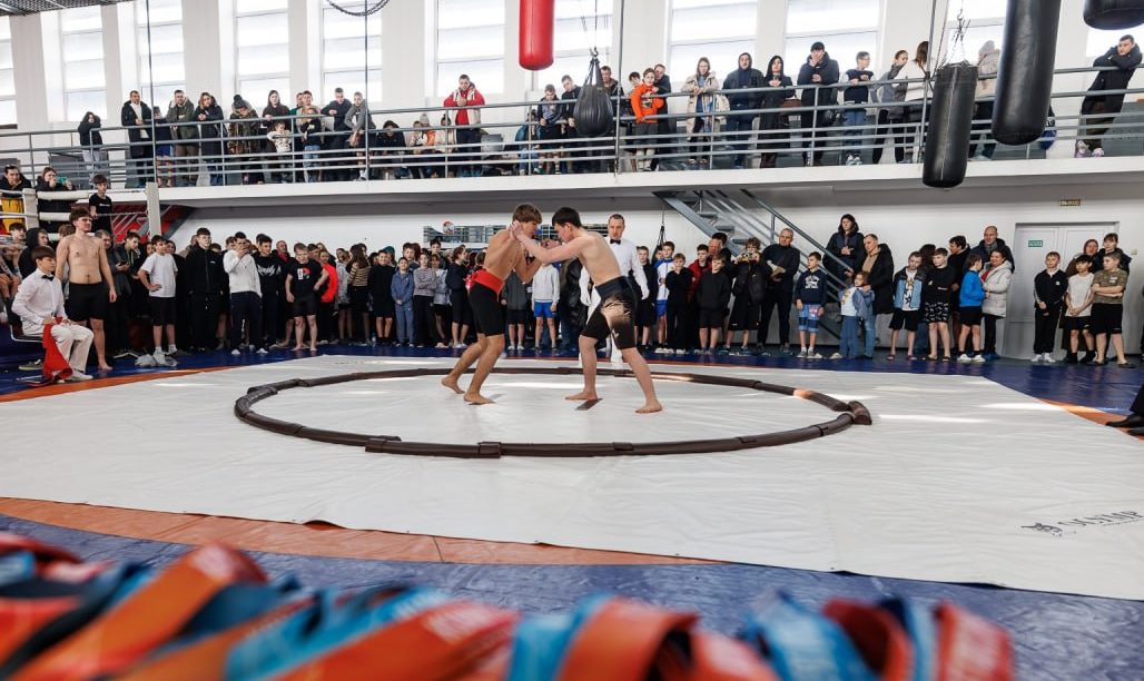 Первые соревнования по сумо прошли в Волгограде в День студента