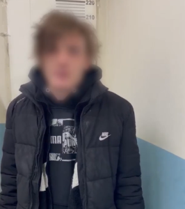 В Волгограде задержали «закладчика» с десятками свёртков наркотиков