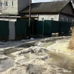 Подтопление домов на улице Карагандинской в Волгограде: жители требуют срочных мер