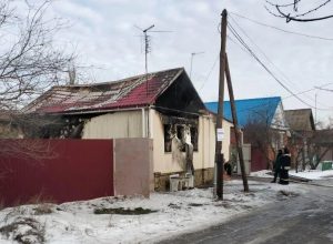 75-летний мужчина погиб при пожаре в доме в Тракторозаводском районе