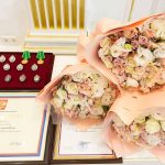 Андрей Бочаров вручил награды 19 жителям региона