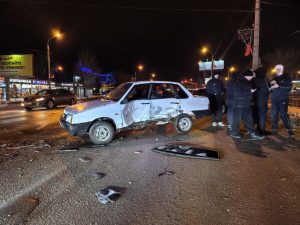 Авария в Красноармейском районе Волгограда сегодня: ДТП у «Гиппопо» на проспекте Героев Сталинграда