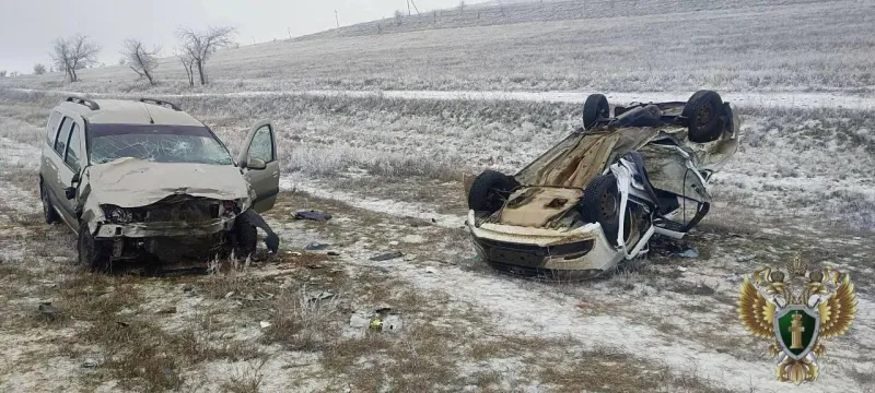 В Калмыкии в ДТП погибли двое полицейских из Волгоградской области