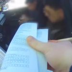 На трассе под Волгоградом водитель предложил 1000 рублей полицейскому и стал фигурантом уголовного дела