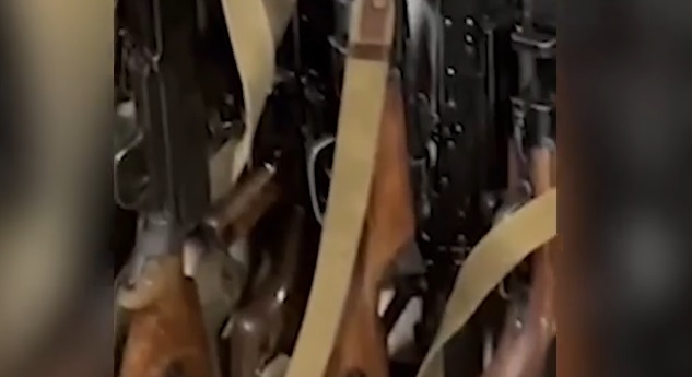 ФСБ пресекла незаконный оборот оружия в Волгоградской области: изъяты автоматы, гранаты и взрывчатка