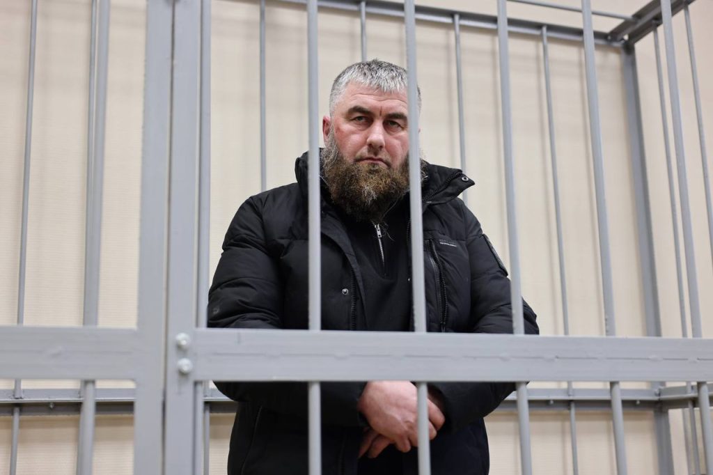 Суд в Волгограде отправил Шамила Курсаева в СИЗО по делу о вымогательстве