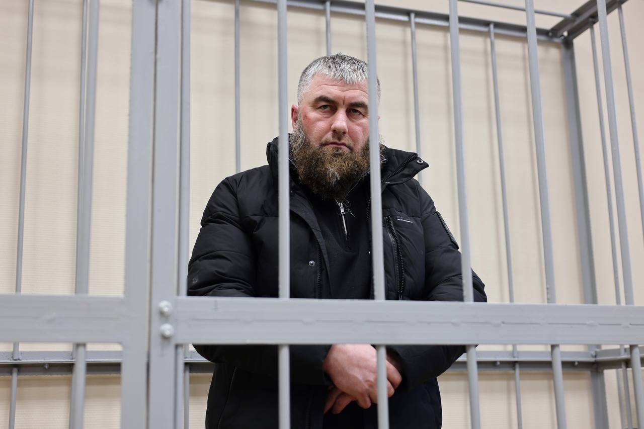 Суд в Волгограде отправил Шамила Курсаева в СИЗО по делу о вымогательстве