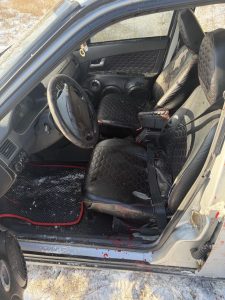 В Красноармейском районе Волгограда «Лада Приора» врезалась в столб