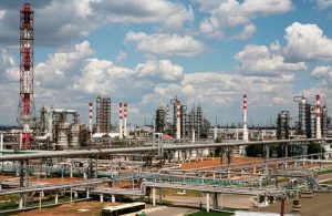 В Красноармейском районе Волгограда прозвучала сирена на НПЗ «ЛУКОЙЛ» из-за угрозы БПЛА