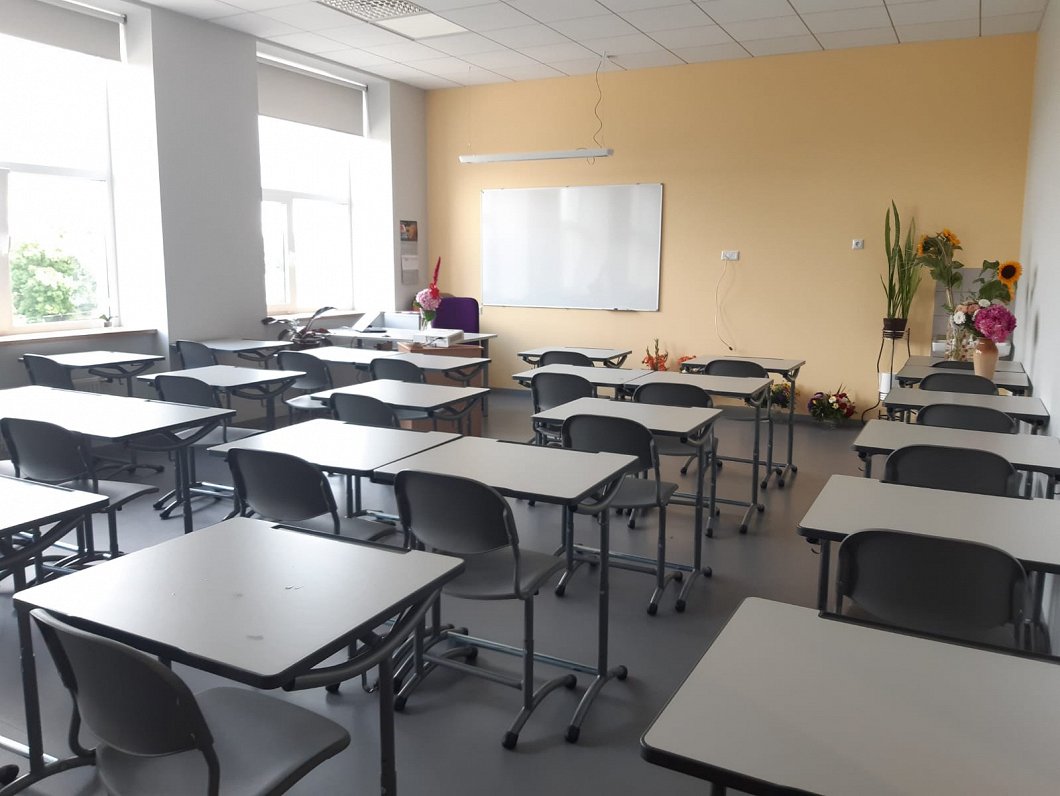 Волгоградские школы переводят учеников на дистант из-за непогоды