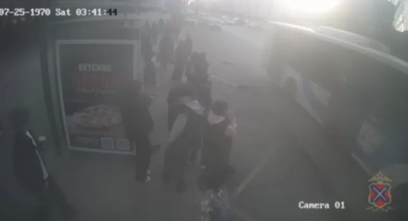 Подростков, устроивших дебош в электробусе Волгограда, привлекли к ответственности