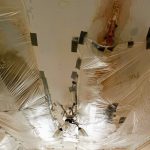 «Дождь» в квартирах: волгоградцы жалуются на потопы и бездействие ТСН