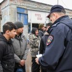 Массовая проверка на рынке в Волгограде: есть задержанные и протоколы