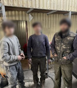 Полиция накрыла автомойки и мастерские с незаконными мигрантами в Волгограде