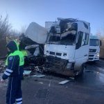 На трассе Р-22 столкнулись фура и «Газель»: один человек погиб