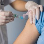 Онковакцины планируют добавить в программу госгарантий с 2026 года