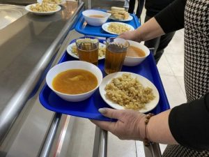 В Волгограде развернули пункт размещения после атаки БПЛА