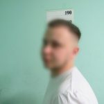 В Волжском водитель разбил 6 машин и получил арест за побег с места ДТП