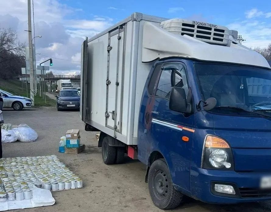 270 банок деликатеса: крупную партию черной икры изъяли на трассе Сызрань — Волгоград