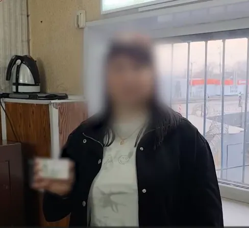Под Волгоградом задержали женщину с поддельными водительскими правами