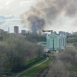 Столб дыма над Волгоградом: на Рокоссовского горит камыш