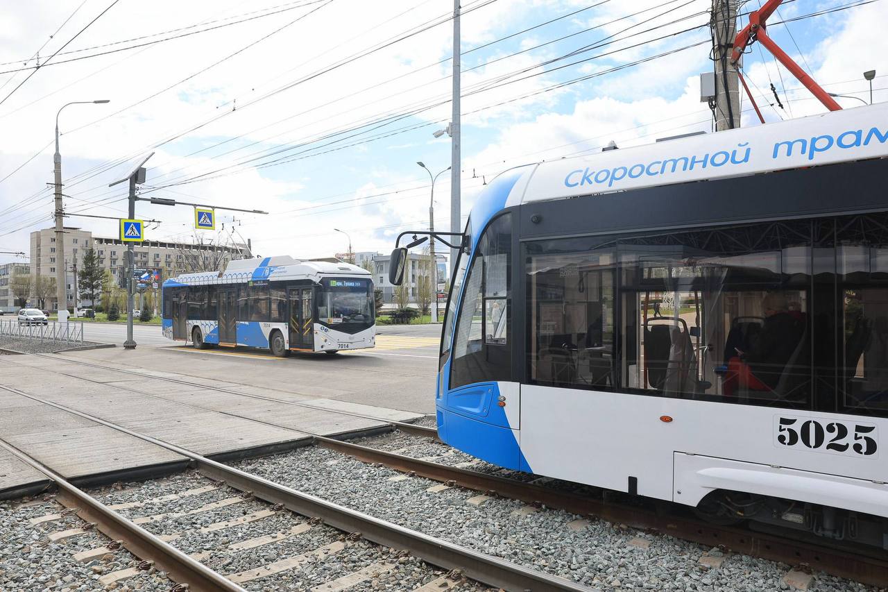Волгоград первым запустил новые трамваи и электробусы