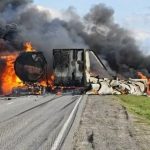 Жуткое ДТП в Дубовском районе: бензовоз устроил огненный ад на трассе