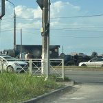 КАМАЗ на боку, легковушка на крыше: серьезное ДТП произошло в Волгограде