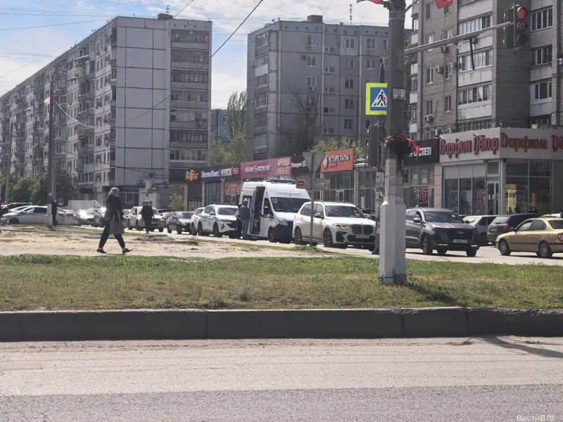 ДТП в Красноармейском районе: на бульваре Энгельса сбили человека