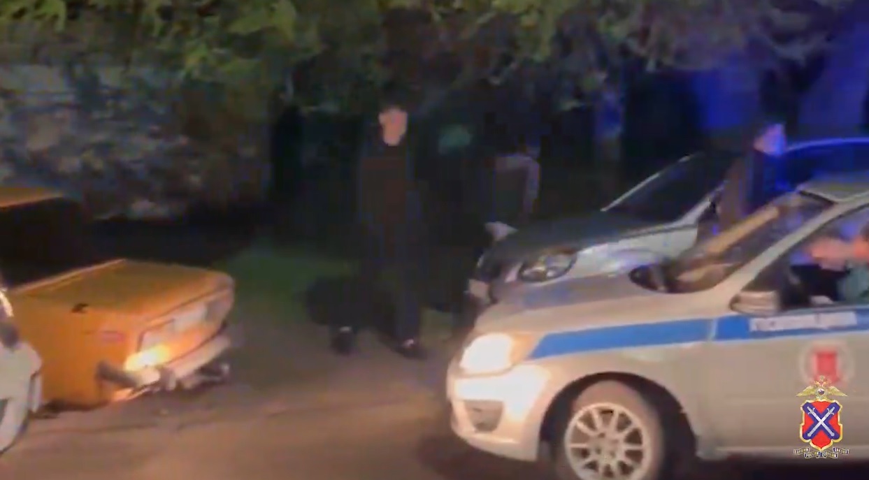 Нетрезвого 17-летнего водителя «ВАЗ-2106» остановили в Камышине