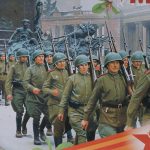 Баннеры ко Дню Победы с перекошенными лицами военных возмутили жителей Волгограда