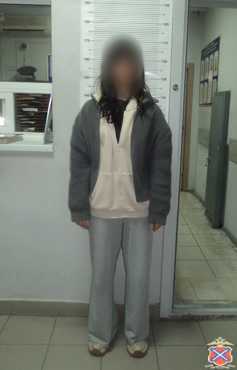 Хотела снять с себя подозрения: пособница мошенников выдала себя, пытаясь обмануть полицейских