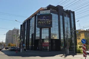 Волна закрытий продолжается: еще один бар объявил об уходе с рынка в Волгограде