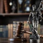 Бывшего главу Еланского района приговорили к 10 годам колонии за взятку и злоупотребление полномочиями