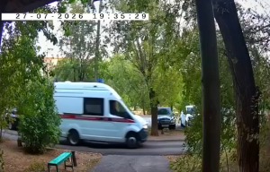 Девушка на электросамокате сбила ребенка в Волжском и скрылась с места ДТП